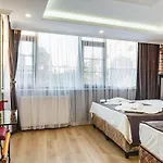 Hotel Gloria Old *